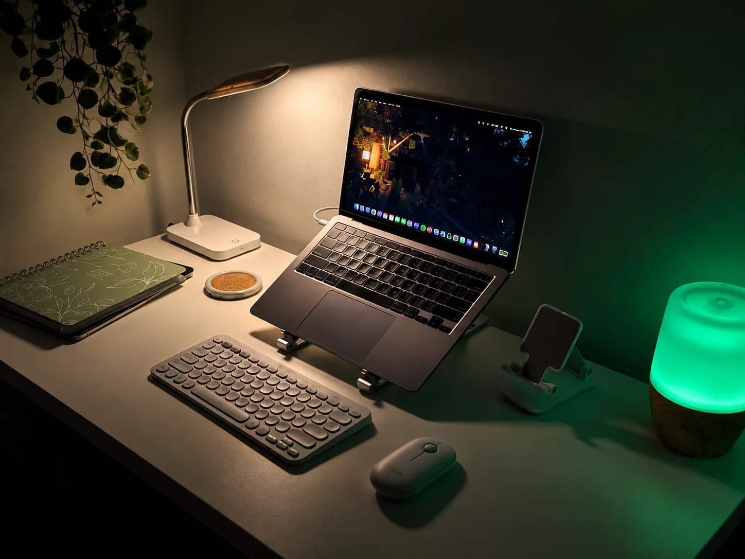 Minimal laptop desk setup